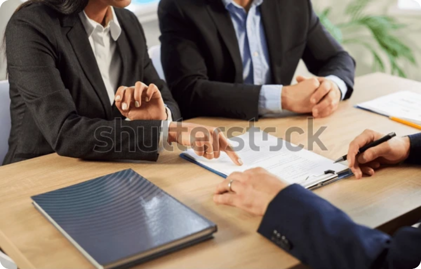 Basics – Should I hire a lawyer or self-represent?